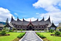 Source: Shuttersstock/Dededian