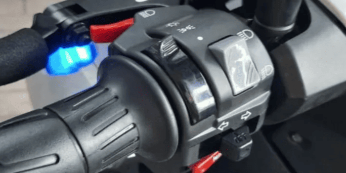 Foto: Saklar Pada Sepeda Motor (Image Source: Garut 60 Detik)