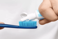 Ilustrasi Foto Sikat Gigi Saat Puasa (Foto: Freepik/Karlyukav)